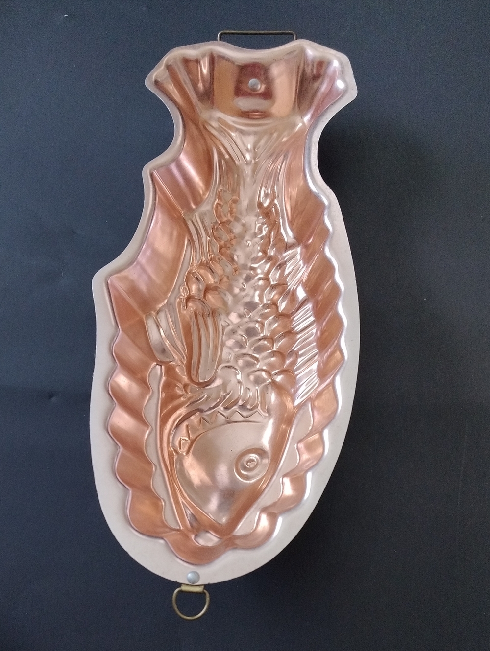 Copper Fish-Shaped Aquarium Decoration - Copper
